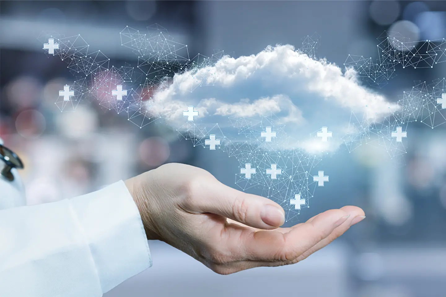 Fünf-Sterne-Kunden bewerten Produkte mit dem Daumen-hoch-Symbol auf ihrem Smartphone.